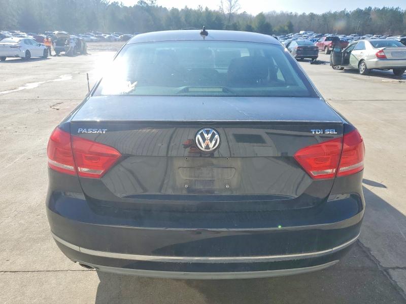 Photo 6 from auction – 2013 VOLKSWAGEN PASSAT SEL with VIN 1VWCN7A37DC030596