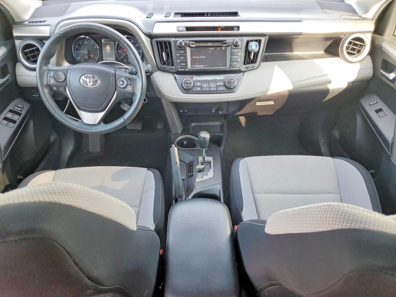 Photo 8 from auction – 2016 TOYOTA RAV4 XLE with VIN 2T3WFREVXGW285054
