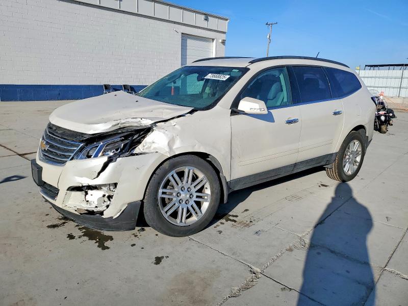 CHEVROLET TRAVERSE 2015 with VIN 1GNKRGKD1FJ261901 - Photo from auction