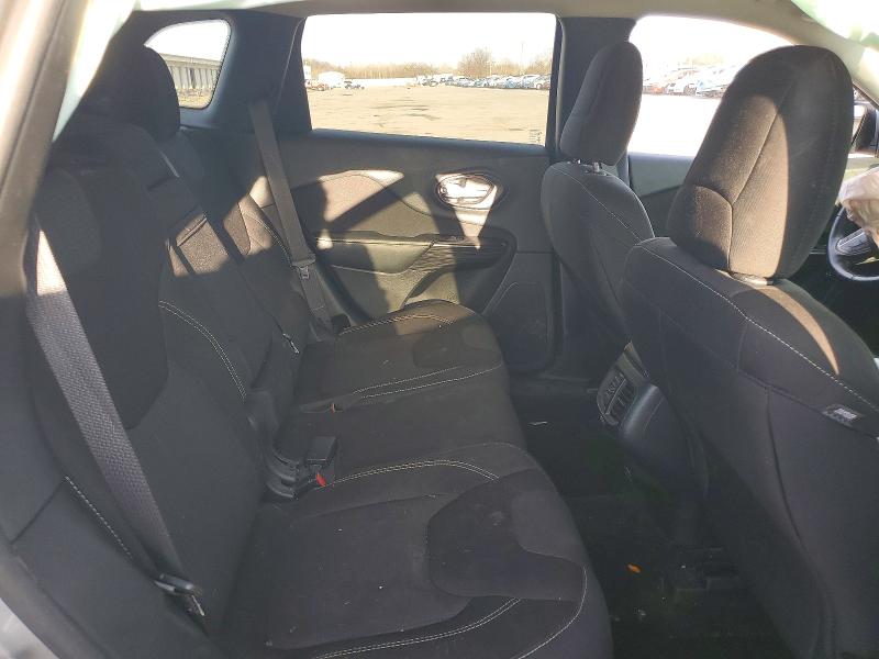 Photo 11 from auction – 2015 JEEP CHEROKEE L with VIN 1C4PJMCB1FW692565