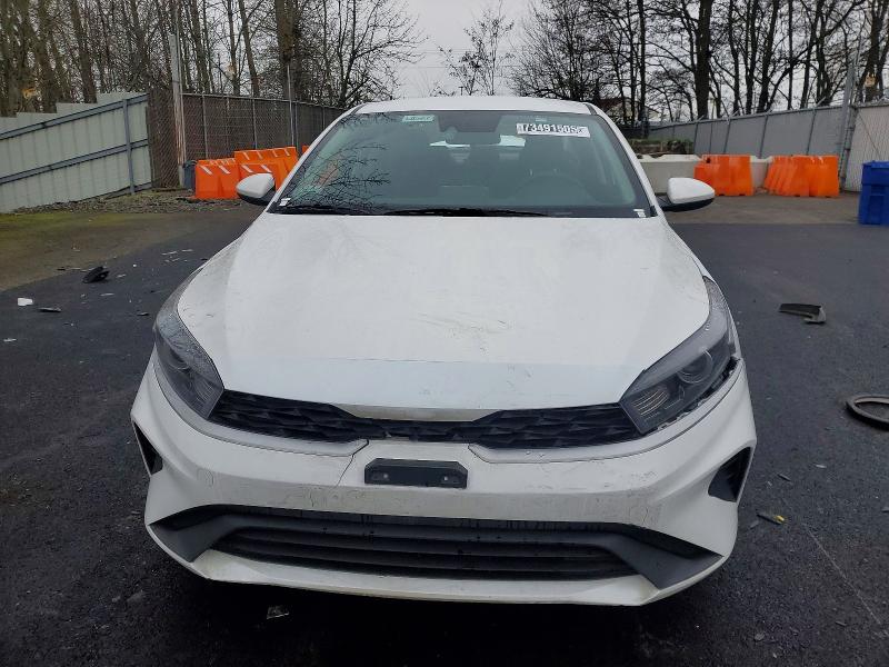 Photo 5 from auction – 2023 KIA FORTE with VIN 3KPF24AD9PE616231