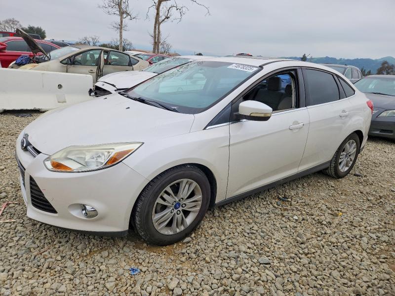 FORD FOCUS SEL 2012 with VIN 1FAHP3H25CL237338 - Photo from auction