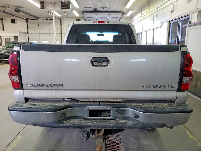 Photo 6 from auction – 2005 CHEVROLET SILVERADO with VIN 1GCHK29U45E133482