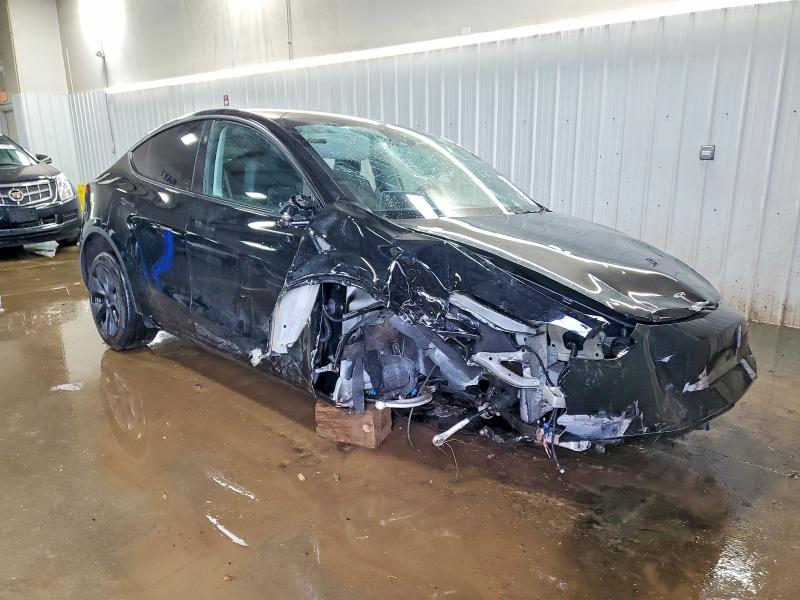 Photo 4 from auction – 2025 TESLA MODEL Y with VIN 7SAYGDEE9SF291213
