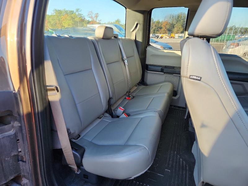 Photo 10 from auction – 2017 FORD F250 with VIN 1FT7X2B64HEB88396