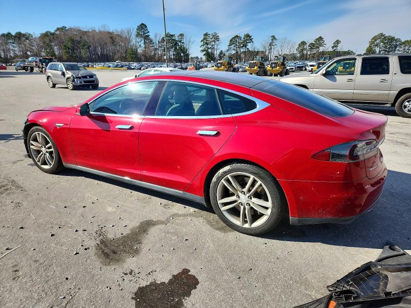 Photo 2 from auction – 2015 TESLA MODEL S 70 with VIN 5YJSA1S27FF093183