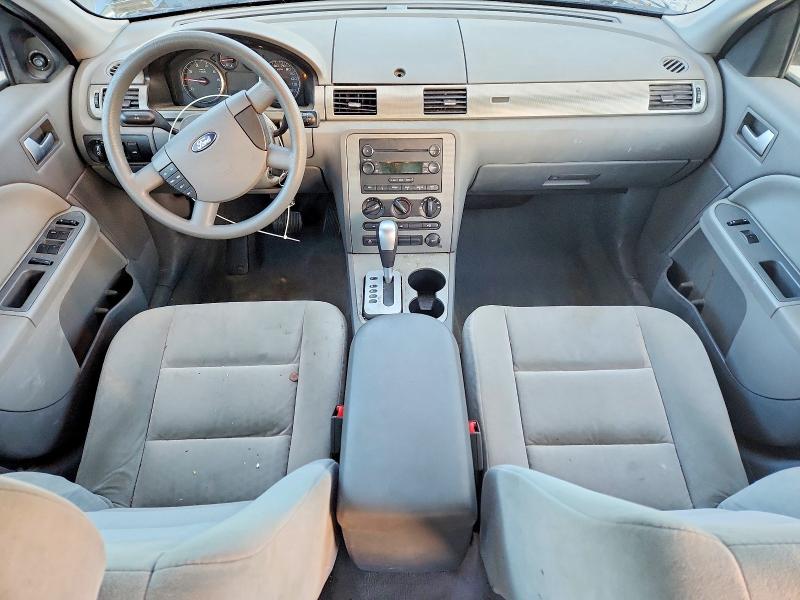 Photo 8 from auction – 2006 FORD FIVE HUNDRED with VIN 1FAFP26166G157393