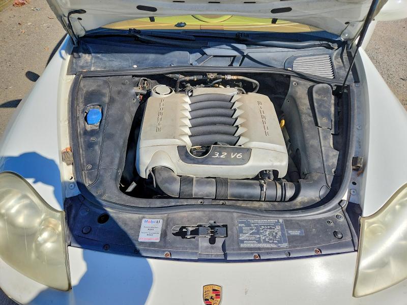 Photo 11 from auction – 2005 PORSCHE CAYENNE with VIN WP1AA29PX5LA25375