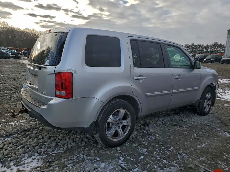Photo 3 from auction – 2013 HONDA PILOT EX with VIN 5FNYF4H47DB055763