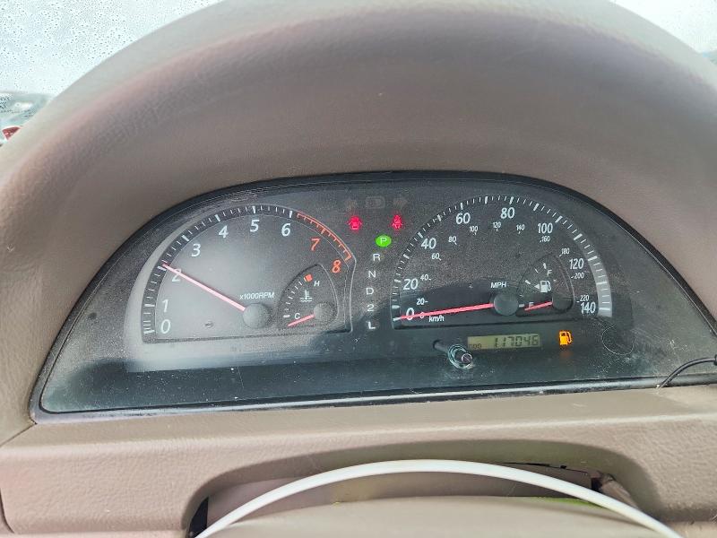 Photo 9 from auction – 2003 TOYOTA CAMRY LE with VIN JTDBE32K530154816