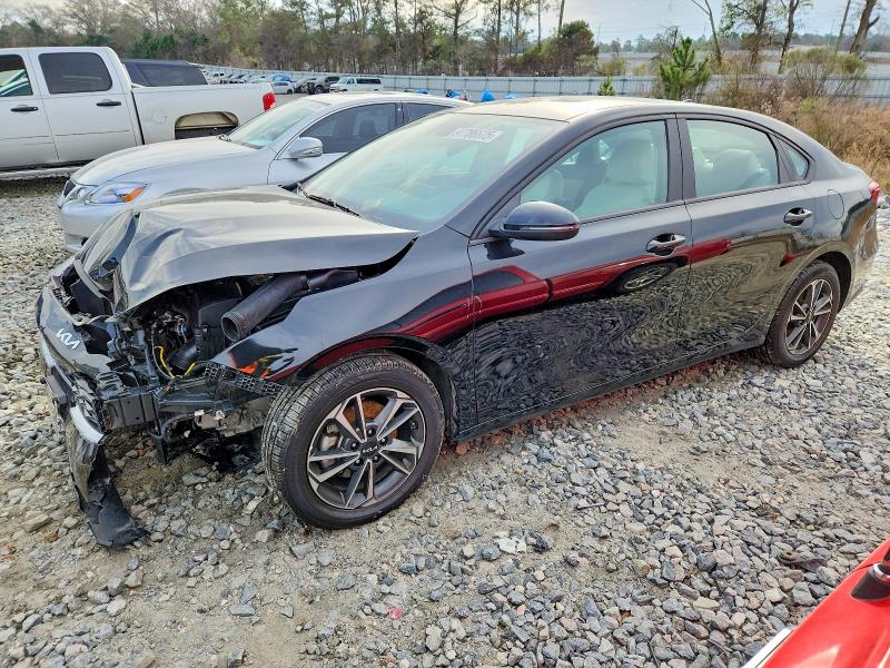 Photo 1 from auction – 2023 KIA FORTE with VIN 3KPF24AD2PE675850