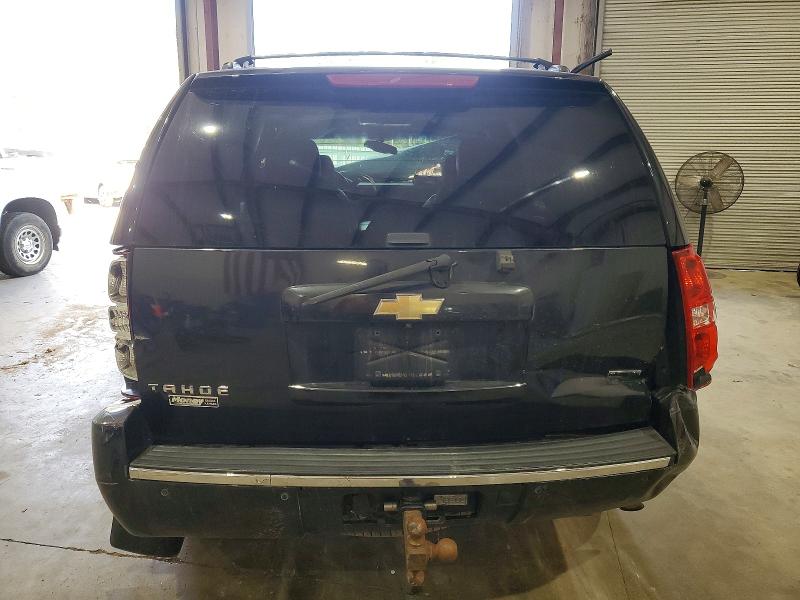 Photo 6 from auction – 2011 CHEVROLET TAHOE K150 with VIN 1GNSKCE00BR377401