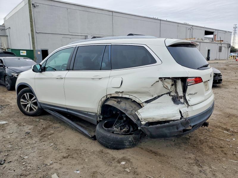 Photo 2 from auction – 2016 HONDA PILOT EXLN with VIN 5FNYF6H77GB017248