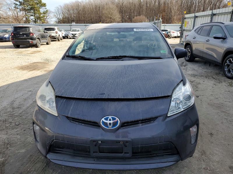 Photo 5 from auction – 2013 TOYOTA PRIUS with VIN JTDKN3DU4D1731667