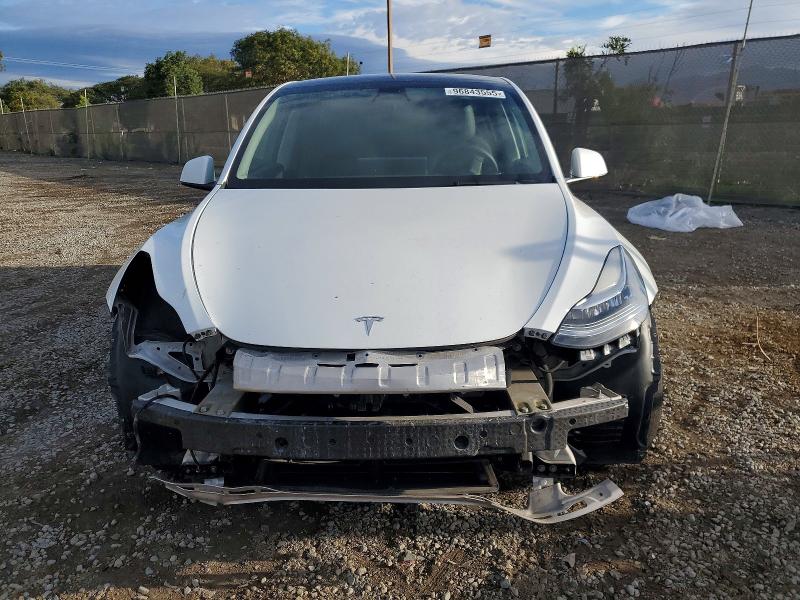 Photo 5 from auction – 2021 TESLA MODEL Y with VIN 5YJYGAEE0MF273200