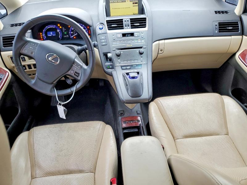 Photo 8 from auction – 2010 LEXUS HS with VIN JTHBB1BA9A2018807