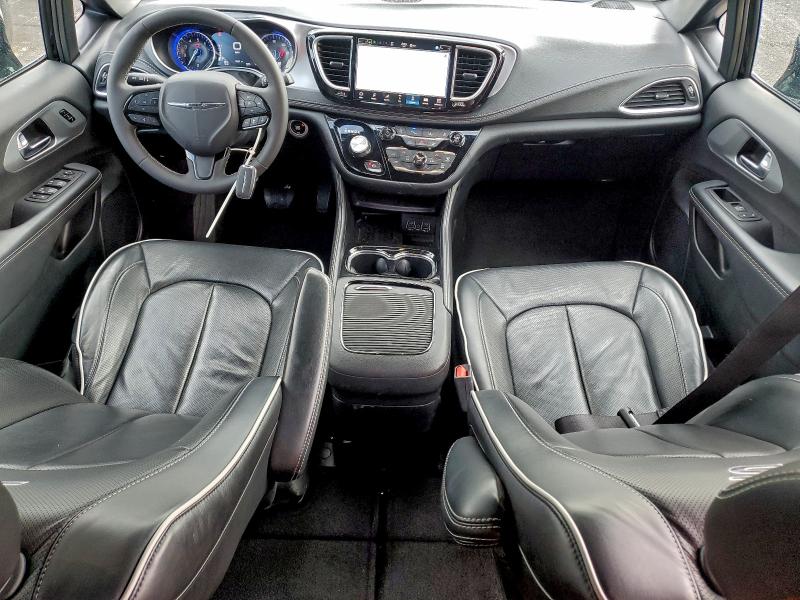 Photo 8 from auction – 2025 CHRYSLER PACIFICA L with VIN 2C4RC1GGXSR514759