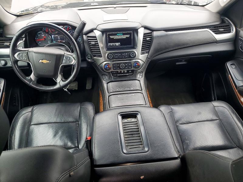 Photo 8 from auction – 2016 CHEVROLET SUBURBAN with VIN 1GNSKJKC6GR101203