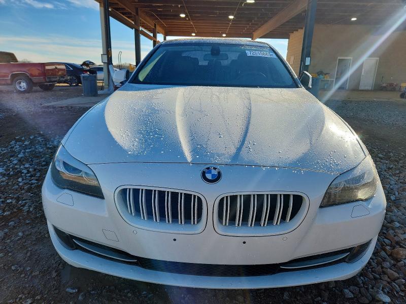 Photo 5 from auction – 2011 BMW 528 with VIN WBAFR1C52BDS36039
