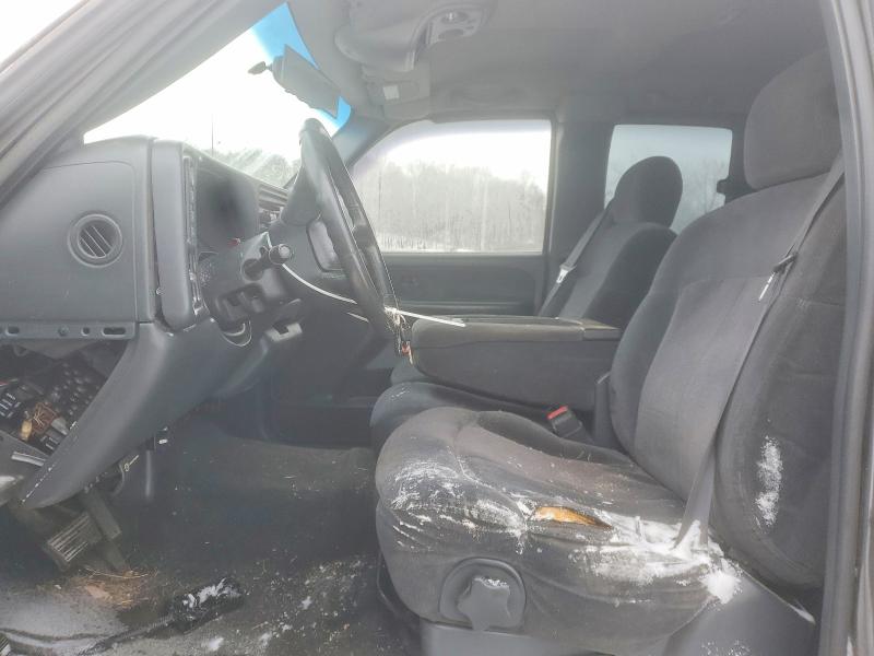 Photo 7 from auction – 2000 CHEVROLET SILVERADO with VIN 1GCEK19T3YE204650