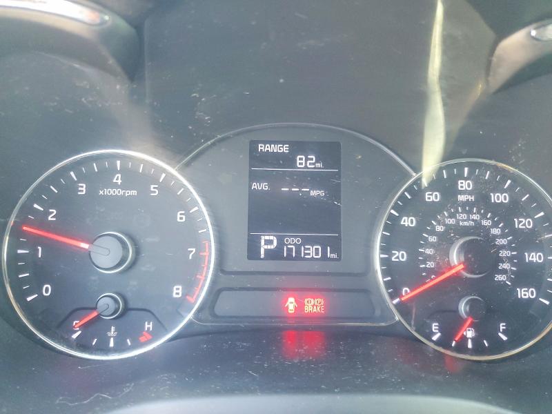 Photo 9 from auction – 2016 KIA FORTE with VIN KNAFK4A64G5523854