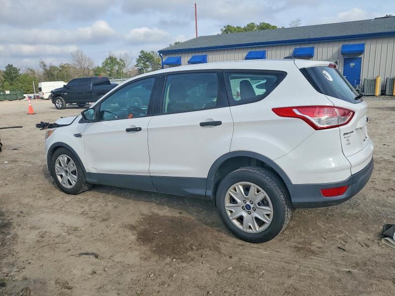 Photo 2 from auction – 2016 FORD ESCAPE S with VIN 1FMCU0F78GUC74387