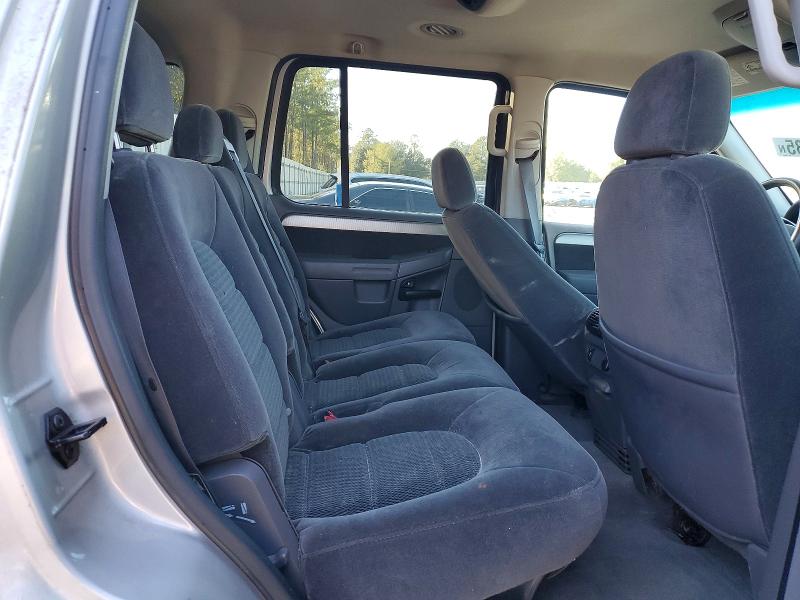 Photo 11 from auction – 2003 FORD EXPLORER X with VIN 1FMZU73K73ZA42937
