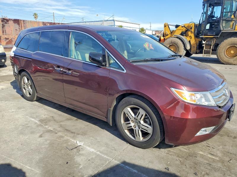 Photo 4 from auction – 2013 HONDA ODYSSEY TO with VIN 5FNRL5H96DB074755
