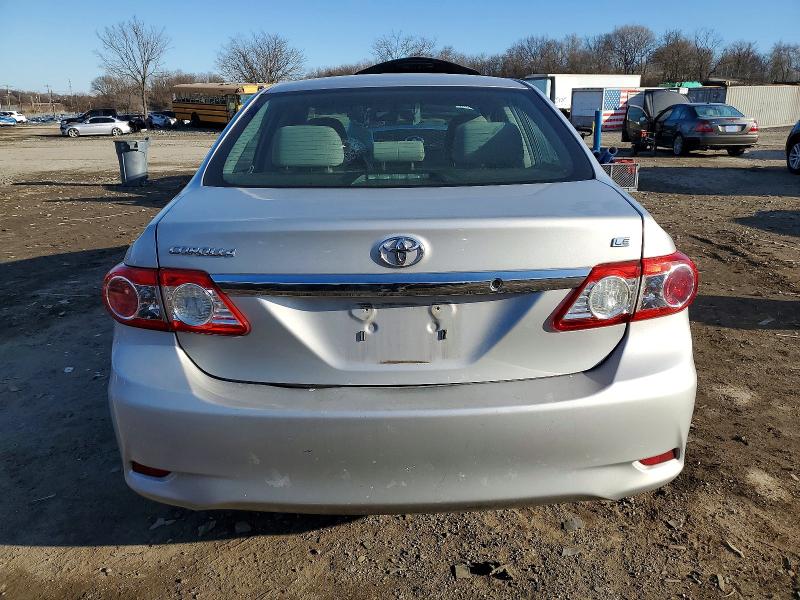 Foto 6 de la subasta – 2013 TOYOTA COROLLA BA con VIN 2T1BU4EE0DC064852