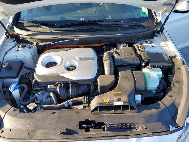 Photo 11 from auction – 2019 HYUNDAI SONATA with VIN KMHE54L2XKA093629