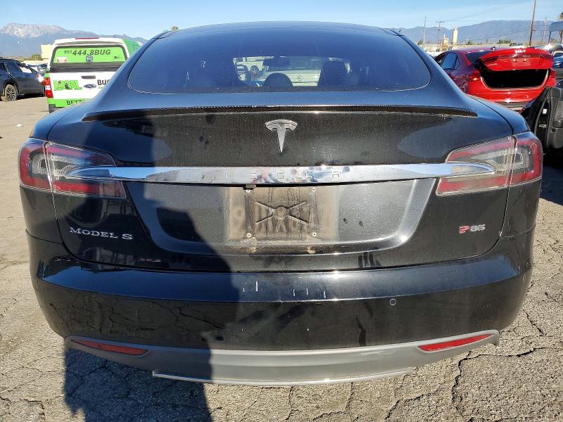 Photo 6 from auction – 2014 TESLA MODEL S with VIN 5YJSA1H12EFP55541