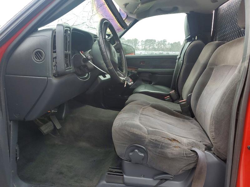 Photo 7 from auction – 2000 CHEVROLET SILVERADO with VIN 1GCEK14T0YZ154791