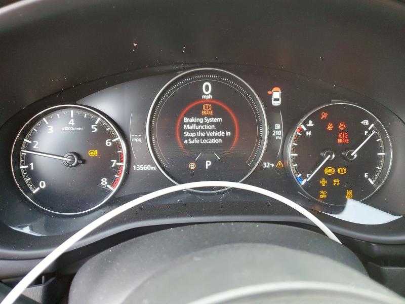 Photo 9 from auction – 2024 MAZDA 3 with VIN 3MZBPACM9RM411784