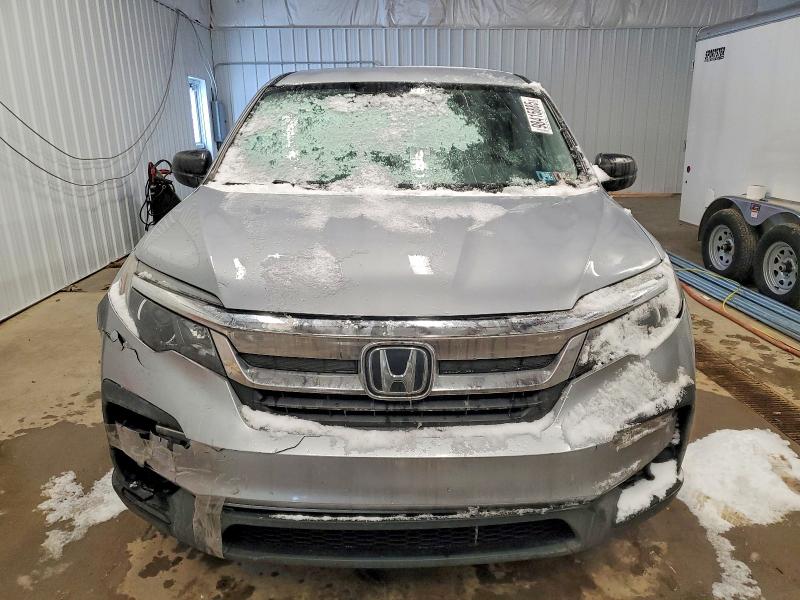 Photo 5 from auction – 2019 HONDA PILOT LX with VIN 5FNYF6H10KB097688