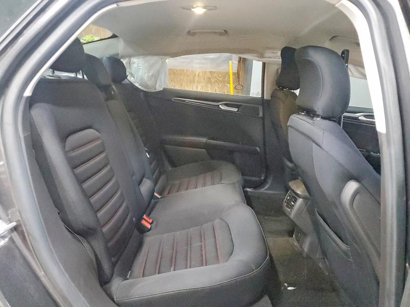 Photo 10 from auction – 2015 FORD FUSION SE with VIN 3FA6P0H97FR222378
