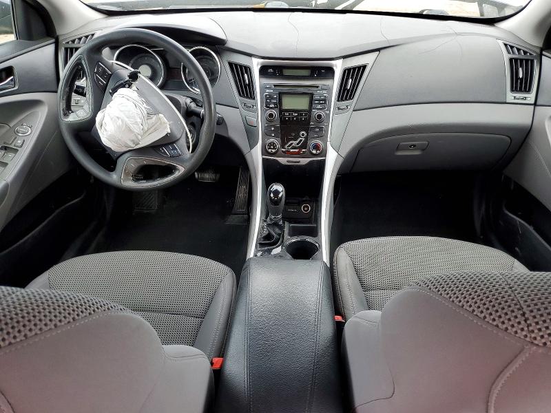 Photo 8 from auction – 2011 HYUNDAI SONATA with VIN 5NPEB4AC3BH078746
