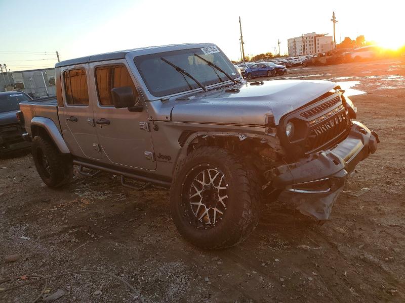 Photo 4 from auction – 2020 JEEP GLADIATOR with VIN 1C6HJTAG5LL212318