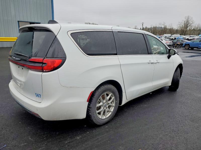 Photo 3 from auction – 2023 CHRYSLER PACIFICA T with VIN 2C4RC1BG4PR615990