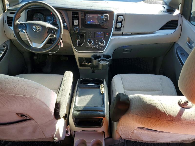 Photo 8 from auction – 2016 TOYOTA SIENNA LE with VIN 5TDKK3DC2GS732050
