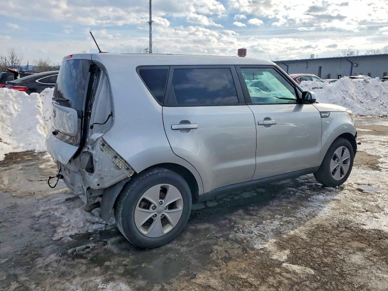 Zdjęcie 3 z aukcji – 2016 KIA SOUL z VIN KNDJN2A27G7873733