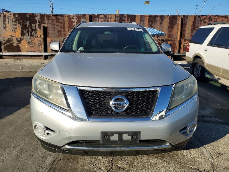Photo 5 from auction – 2014 NISSAN PATHFINDER with VIN 5N1AR2MN3EC668999