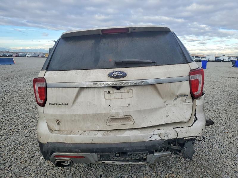 Photo 6 from auction – 2016 FORD EXPLORER P with VIN 1FM5K8HT8GGA61431