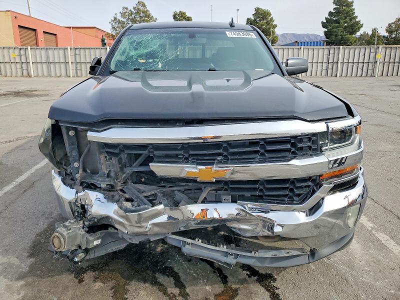 Photo 5 from auction – 2017 CHEVROLET SILVERADO with VIN 1GCRCRECXHZ330029