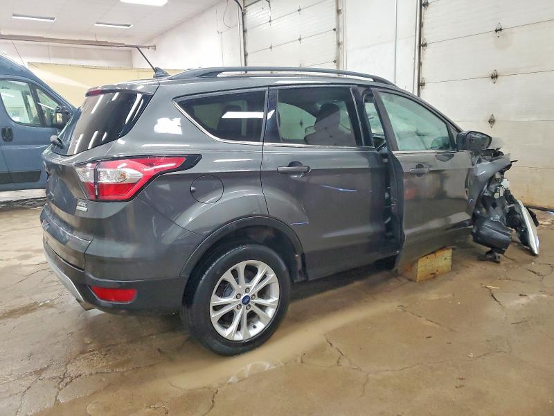 Photo 3 from auction – 2018 FORD ESCAPE SEL with VIN 1FMCU0HD9JUA40799