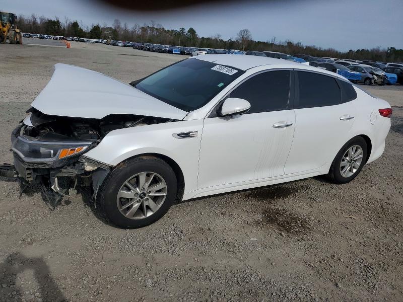 Photo 1 from auction – 2018 KIA OPTIMA with VIN 5XXGT4L32JG214149