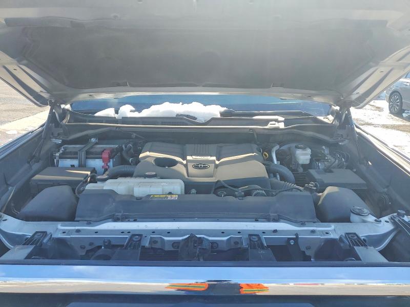 Photo 11 from auction – 2023 TOYOTA TUNDRA with VIN 5TFLA5DB3PX062397