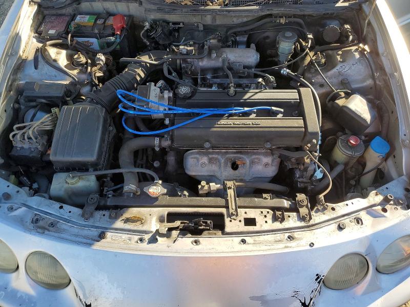 Photo 11 from auction – 2000 ACURA INTEGRA with VIN JH4DB7659YS004618