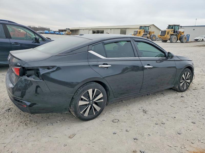 Photo 3 from auction – 2022 NISSAN ALTIMA SV with VIN 1N4BL4DV4NN341298