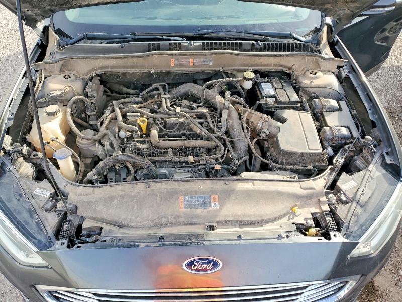 Photo 11 from auction – 2019 FORD FUSION SEL with VIN 3FA6P0CD2KR260090