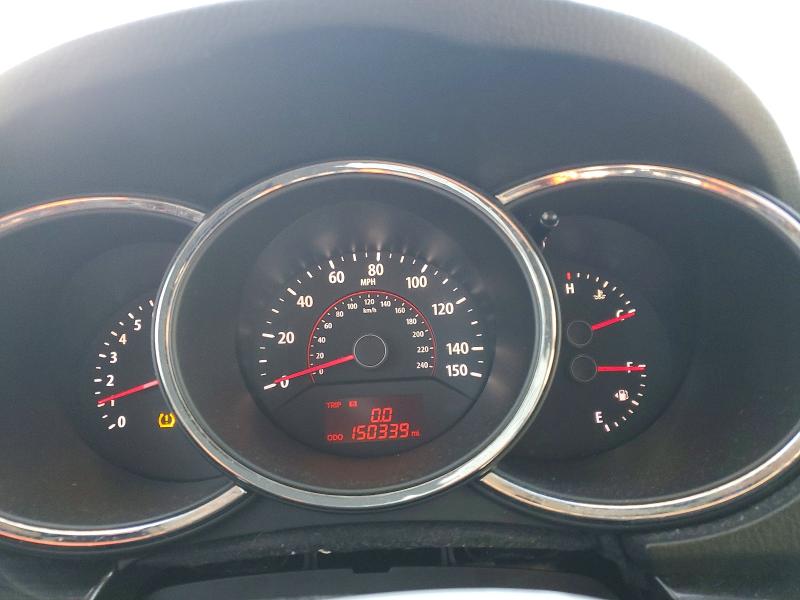 Photo 9 from auction – 2011 KIA SORENTO BA with VIN 5XYKT3A14BG145094